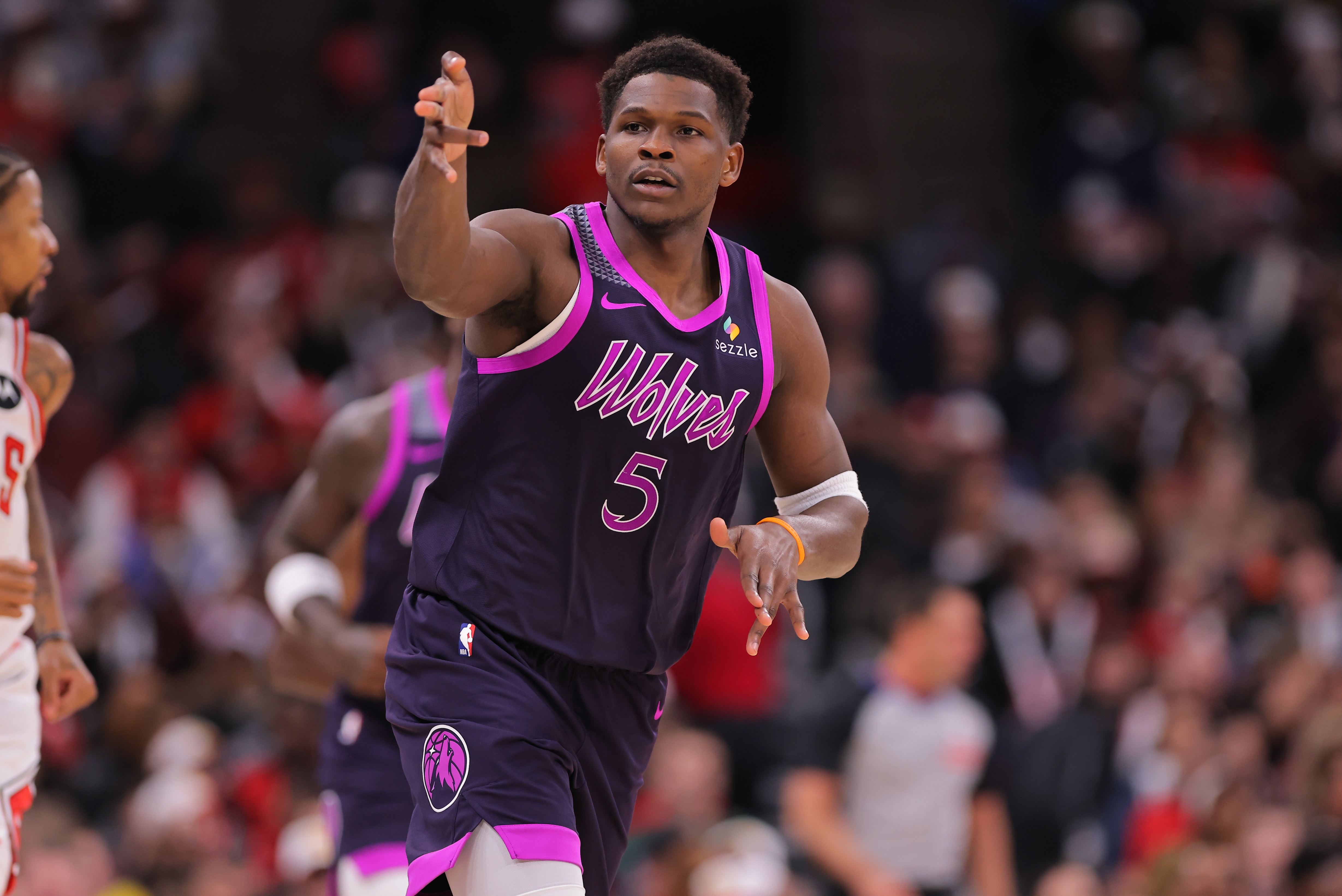 九游体育官网-24岁157天！爱德华兹超越科比 成为NBA历史上最年轻的万分后卫